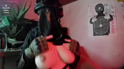 Snapshot of cos_operator chatting on 2, 10, 2025 cos_operator online show from 2, 10, 2025