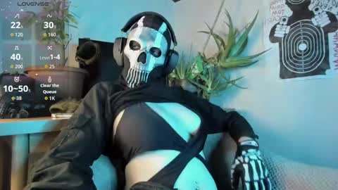 Snapshot of cos_operator chatting on 11, 10, 2025 cos_operator online show from 11, 10, 2025