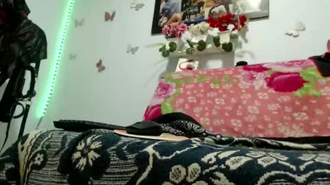 Snapshot of costahotxxx chatting on 9, 3, 2026 sofiabigcock69 online show from 9, 3, 2026