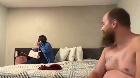 Alaskawildcouple online show from 17, 5, 2026