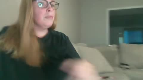 Fallen Angel 21 online show from 20, 10, 2025