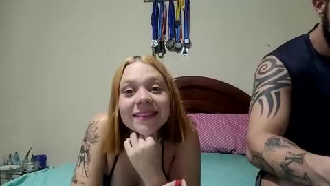 couplehot1515 online show from 25, 1, 2025