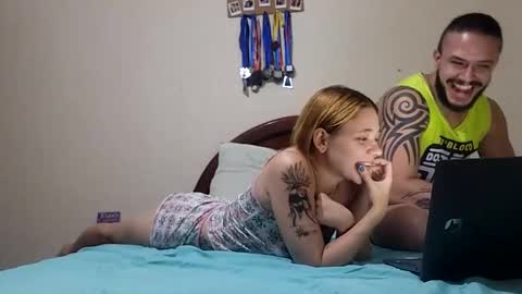 couplehot1515 online show from 5, 3, 2025