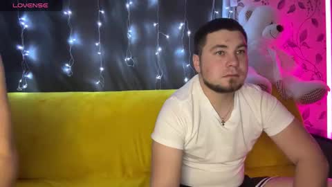 Emily  Ryan online show from 27, 11, 2025