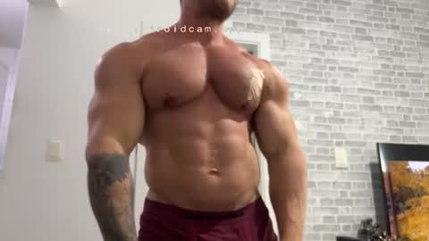 couplemuscle40 online show from 19, 12, 2025