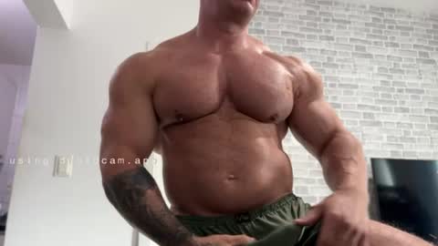 couplemuscle40 online show from 26, 7, 2026