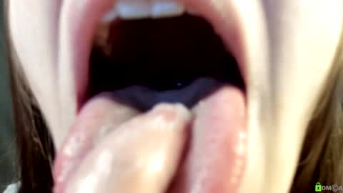 Im Courtney Nice to meet youFollow meInstagram courtneyluv778 online show from 10, 10, 2025