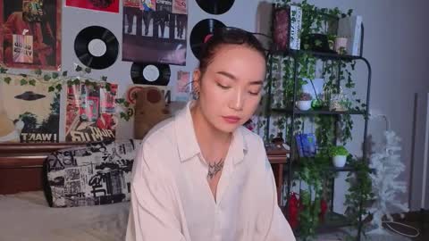 Snapshot of coventinahazleton chatting on 8, 11, 2025 Yuna online show from 8, 11, 2025