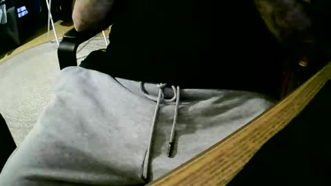 coyote017 online show from 23, 2, 2025