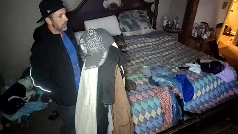 Back Woods Couple online show from 23, 2, 2026