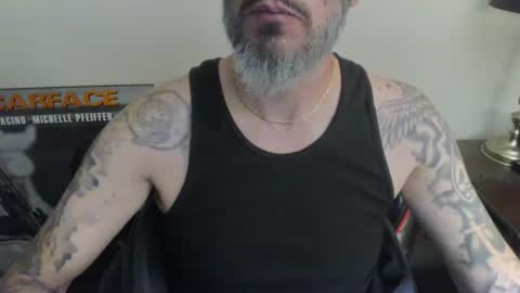 Snapshot of cpl_inlove chatting on 3, 10, 2025 cpl_inlove online show from 3, 10, 2025