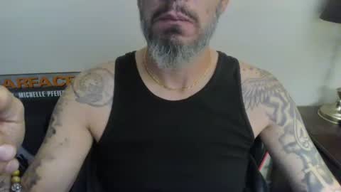 Snapshot of cpl_inlove chatting on 5, 10, 2025 cpl_inlove online show from 5, 10, 2025