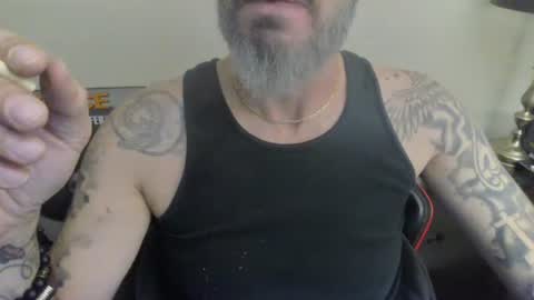 Snapshot of cpl_inlove chatting on 10, 10, 2025 cpl_inlove online show from 10, 10, 2025