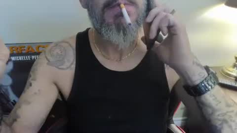 Snapshot of cpl_inlove chatting on 16, 10, 2025 cpl_inlove online show from 16, 10, 2025