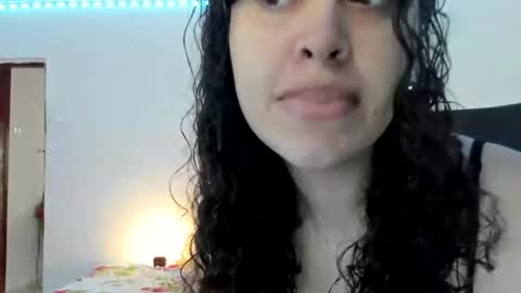 Snapshot of cracker_doll chatting on 15, 11, 2025 cracker online show from 15, 11, 2025