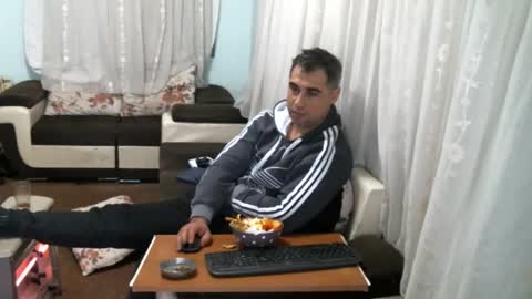 crazy____boy09 online show from 9, 3, 2026