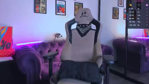 Snapshot of crazy_baby69 chatting on 20, 9, 2025    online show from 20, 9, 2025