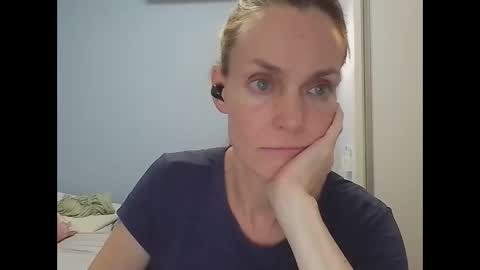 Anny online show from 30, 4, 2026