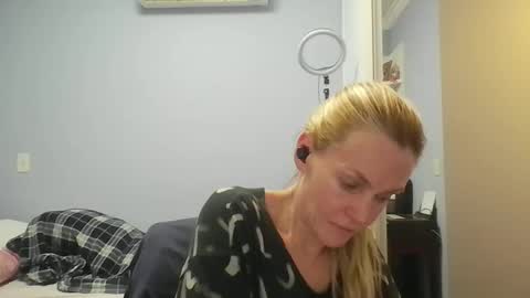 Anny online show from 4, 5, 2026