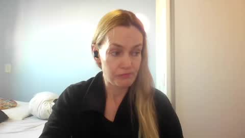 Anny online show from 6, 8, 2026