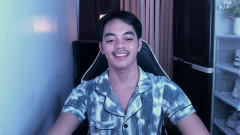 Snapshot of crazyasiancum chatting on 12, 12, 2024 Zion online show from 12, 12, 2024