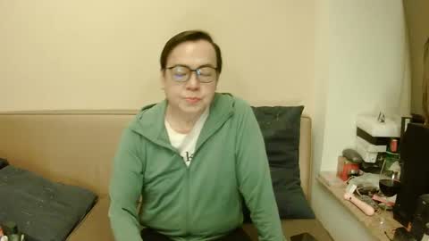 Kelly   online show from 9, 3, 2025