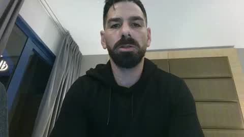 Snapshot of crazycouple1011 chatting on 23, 12, 2024 funcouple online show from 23, 12, 2024