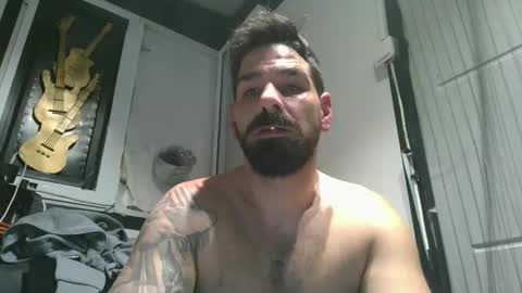 Snapshot of crazycouple1011 chatting on 27, 1, 2025 funcouple online show from 27, 1, 2025