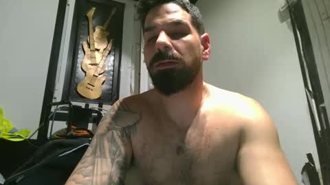 Snapshot of crazycouple1011 chatting on 8, 2, 2025 funcouple online show from 8, 2, 2025