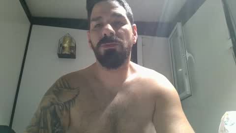 Snapshot of crazycouple1011 chatting on 10, 10, 2025 funcouple online show from 10, 10, 2025