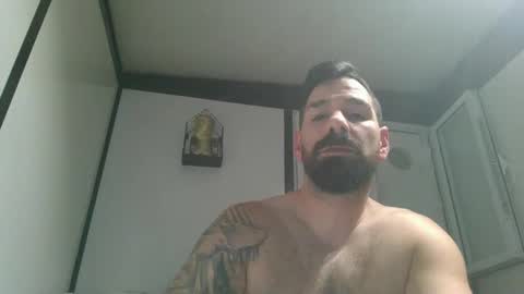 Snapshot of crazycouple1011 chatting on 6, 2, 2026 funcouple online show from 6, 2, 2026