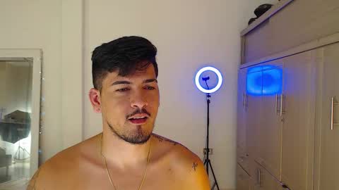 Snapshot of crazyybull chatting on 27, 11, 2025 Bull online show from 27, 11, 2025