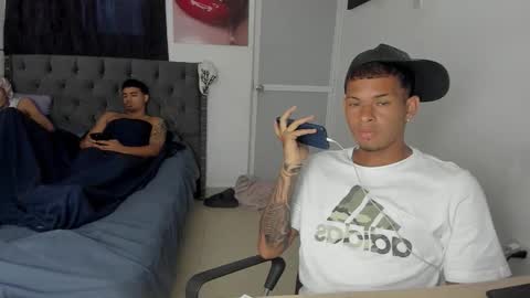 crazzy_master1 online show from 6, 4, 2026