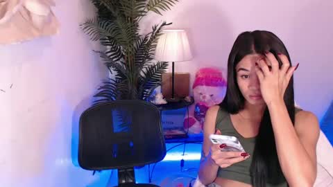 Snapshot of creamy_drake chatting on 9, 12, 2024 creamy_drake online show from 9, 12, 2024