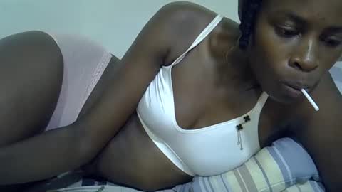 creamy_pussie online show from 3, 5, 2026