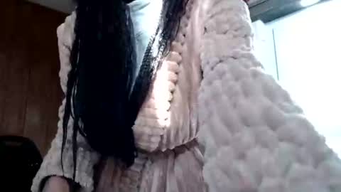 Snapshot of creamyexotica chatting on 6, 1, 2025 CreamyExotica online show from 6, 1, 2025