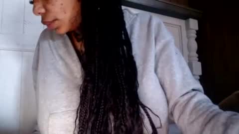 Snapshot of creamyexotica chatting on 8, 1, 2025 CreamyExotica online show from 8, 1, 2025