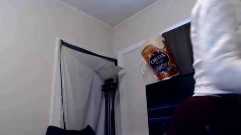 Snapshot of creamyexotica chatting on 21, 2, 2025 CreamyExotica online show from 21, 2, 2025