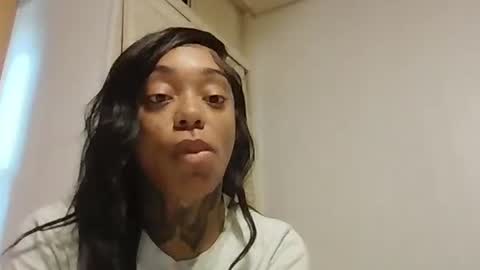 Snapshot of creamyexotica chatting on 24, 9, 2025 CreamyExotica online show from 24, 9, 2025