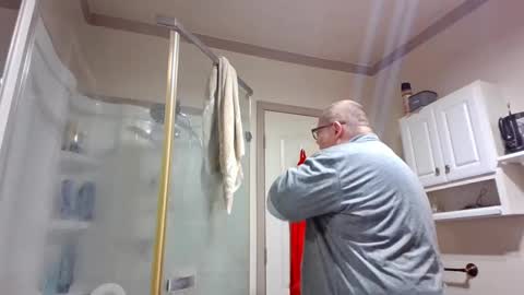 The hopeless romantic online show from 28, 2, 2025