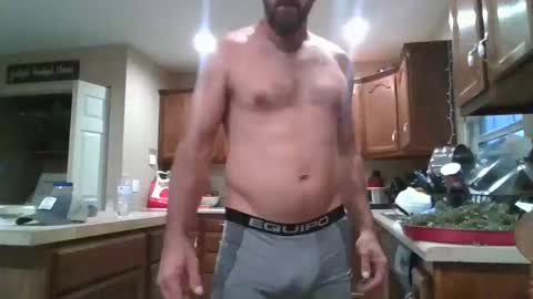 Snapshot of creeksidecouple chatting on 13, 10, 2025 Creeksidecouple online show from 13, 10, 2025