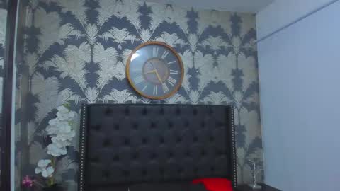 creisy_naughty online show from 5, 11, 2025