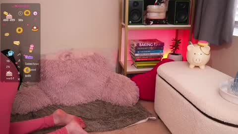 Quinn de la Creme online show from 5, 1, 2025