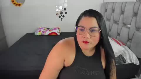 Snapshot of criistal_0 chatting on 17, 6, 2026 criistal_0 online show from 17, 6, 2026