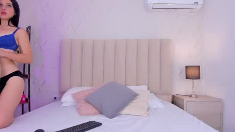 Cristal   online show from 1, 12, 2025