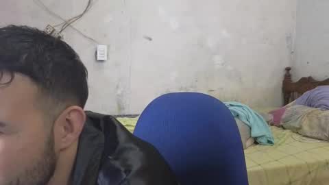 Snapshot of cris_simons chatting on 1, 12, 2024 cris_simons online show from 1, 12, 2024