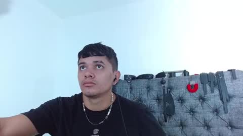 Snapshot of crisandmery chatting on 26, 2, 2025 CRISANDMERY online show from 26, 2, 2025