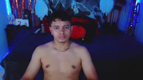 Snapshot of crisandmery chatting on 24, 10, 2025 CRISANDMERY online show from 24, 10, 2025