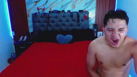 Snapshot of crisandmery chatting on 15, 3, 2026 CRISANDMERY online show from 15, 3, 2026