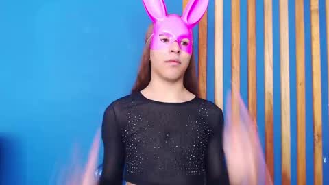 Cris Evanz online show from 9, 2, 2025